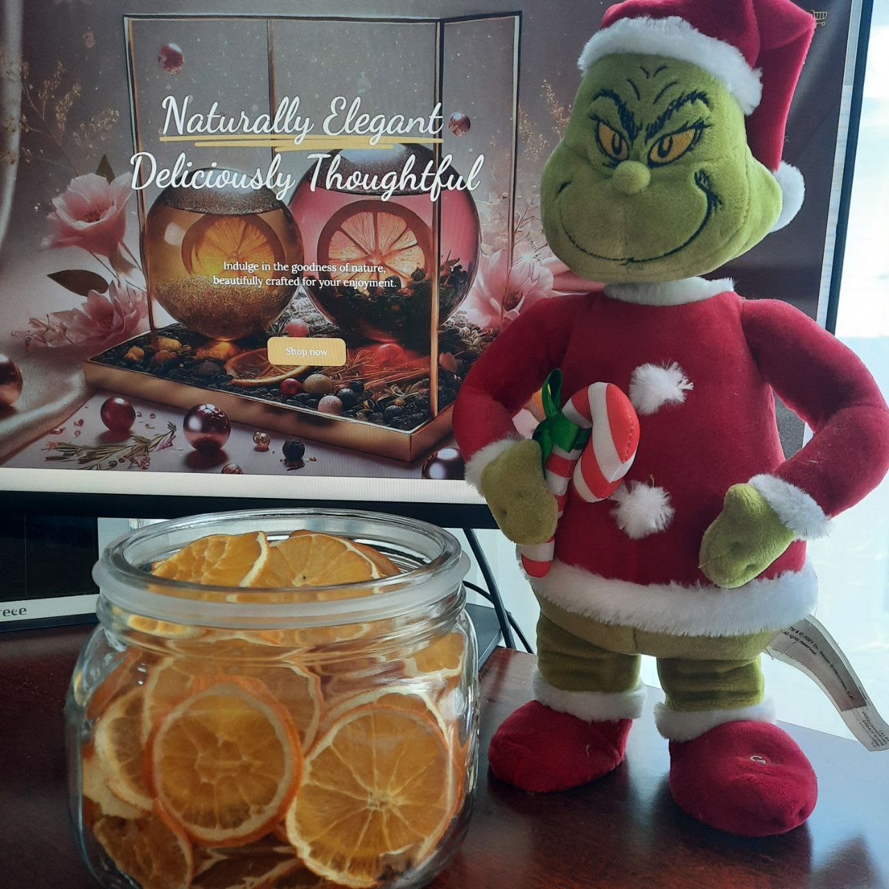 A festive arrangement of dried orange slices, perfect for tea, mulled wine, or holiday decor."